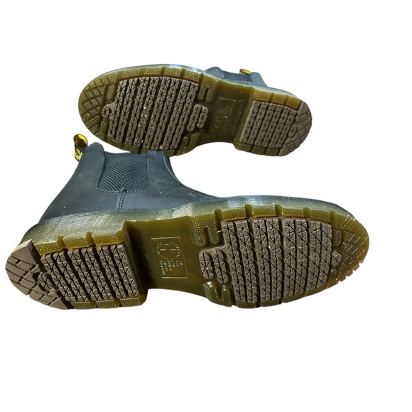 Dr. Martens Black Leather Chelsea Work Boots NWOT (men’s 11 / women’s 12 - Picture 5 of 10